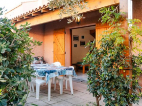 Gruissan : Pavillon 3 pièces, 6 pers, piscine privée, près plage et centre – animaux acceptés - FR-1-409-246